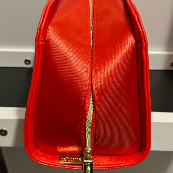 Cellcosmet makeup bag. Brand new - Picture 3 of 7